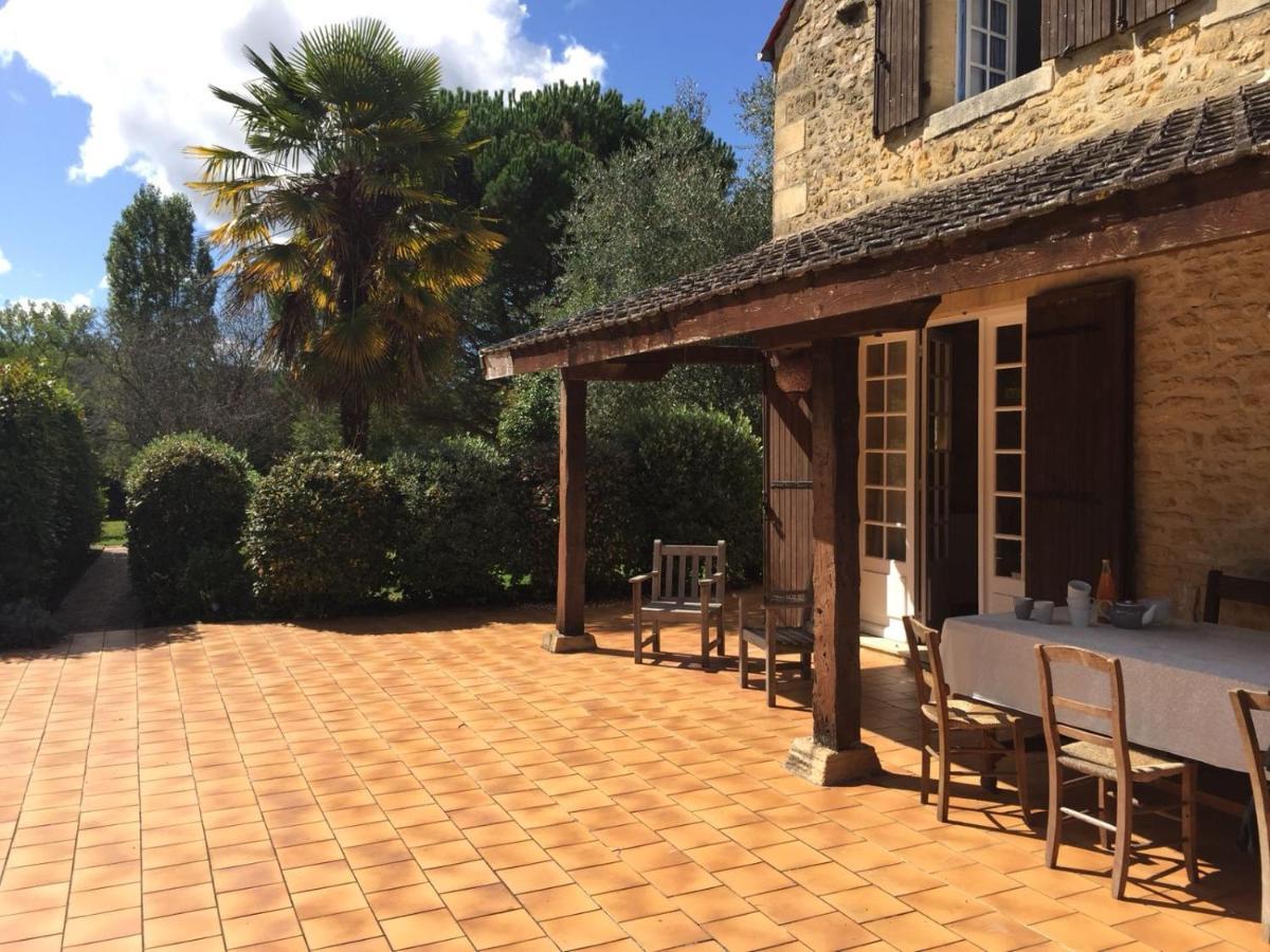 Gite Le Domaine Aubazen La Chapelle-Aubareil المظهر الخارجي الصورة